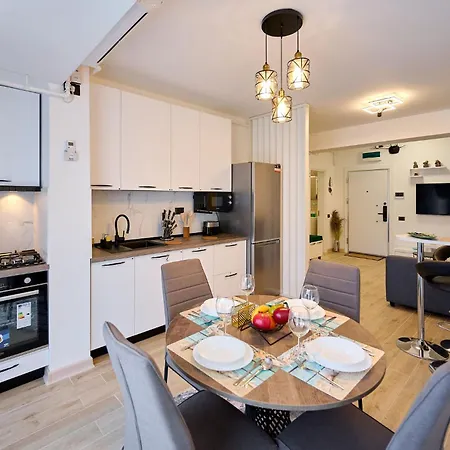 Sunset View In Infinity - Parking Apartment