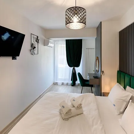 Sunset View In Infinity - Parking Mamaia